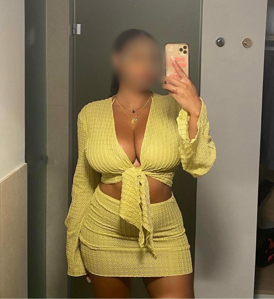 652086060: Chica busca chico en Valencia