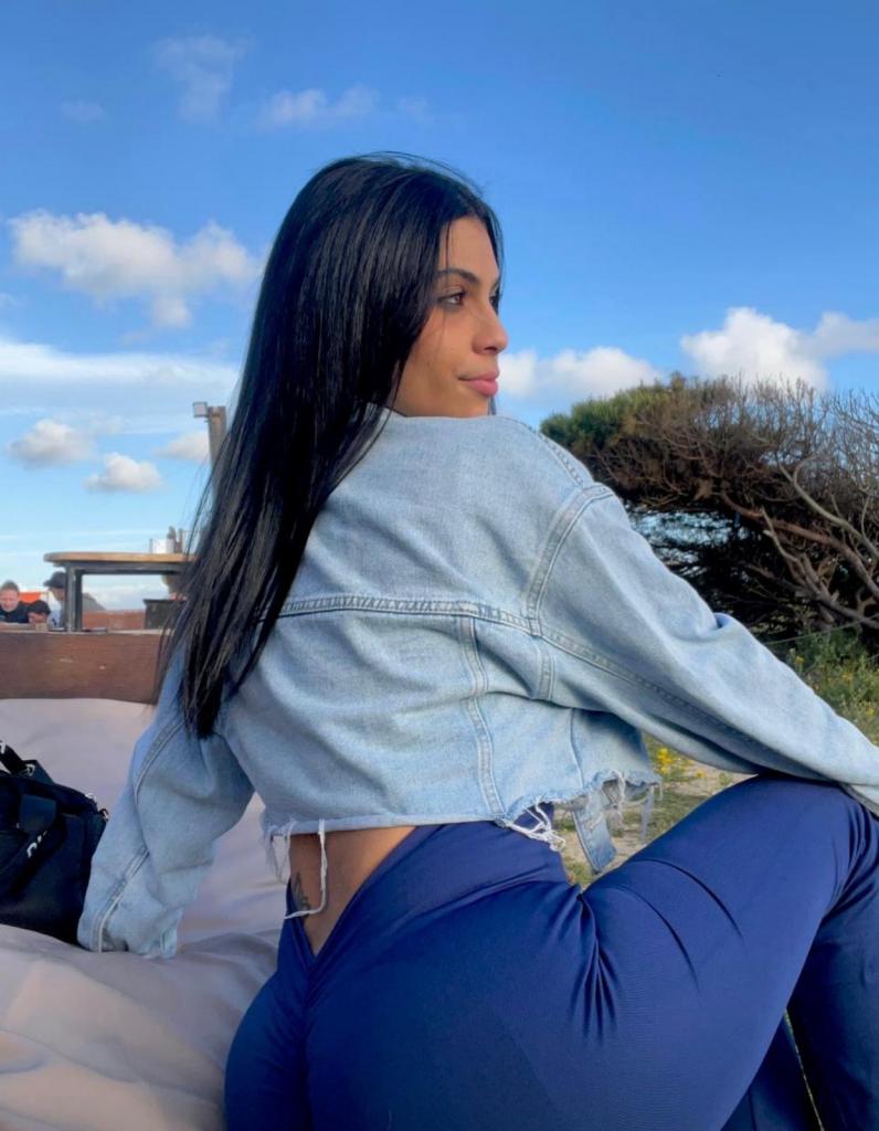 613400778: Chica busca chico en Cádiz