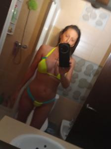 610468989: Chica busca chico en Barcelona