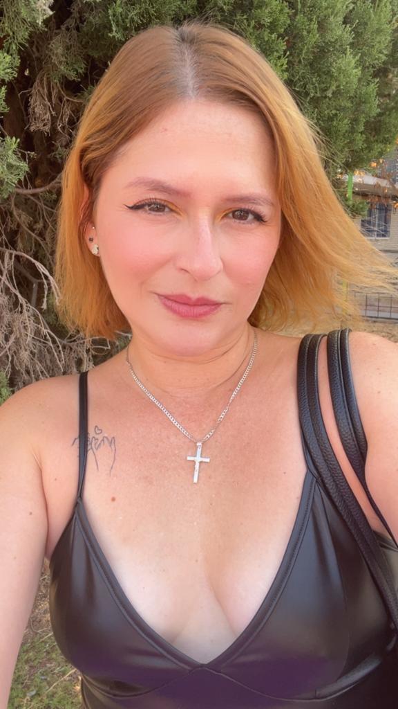 634194757: Chica busca chico en Madrid