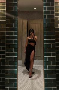 662489773: Chica busca chico en Almería