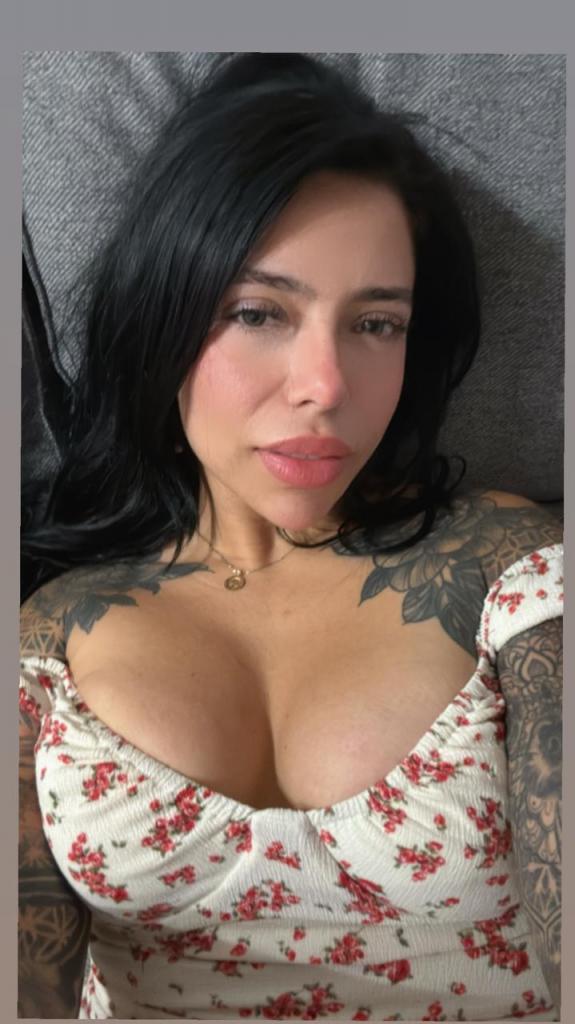 673094896: Chica busca chico en Ceuta