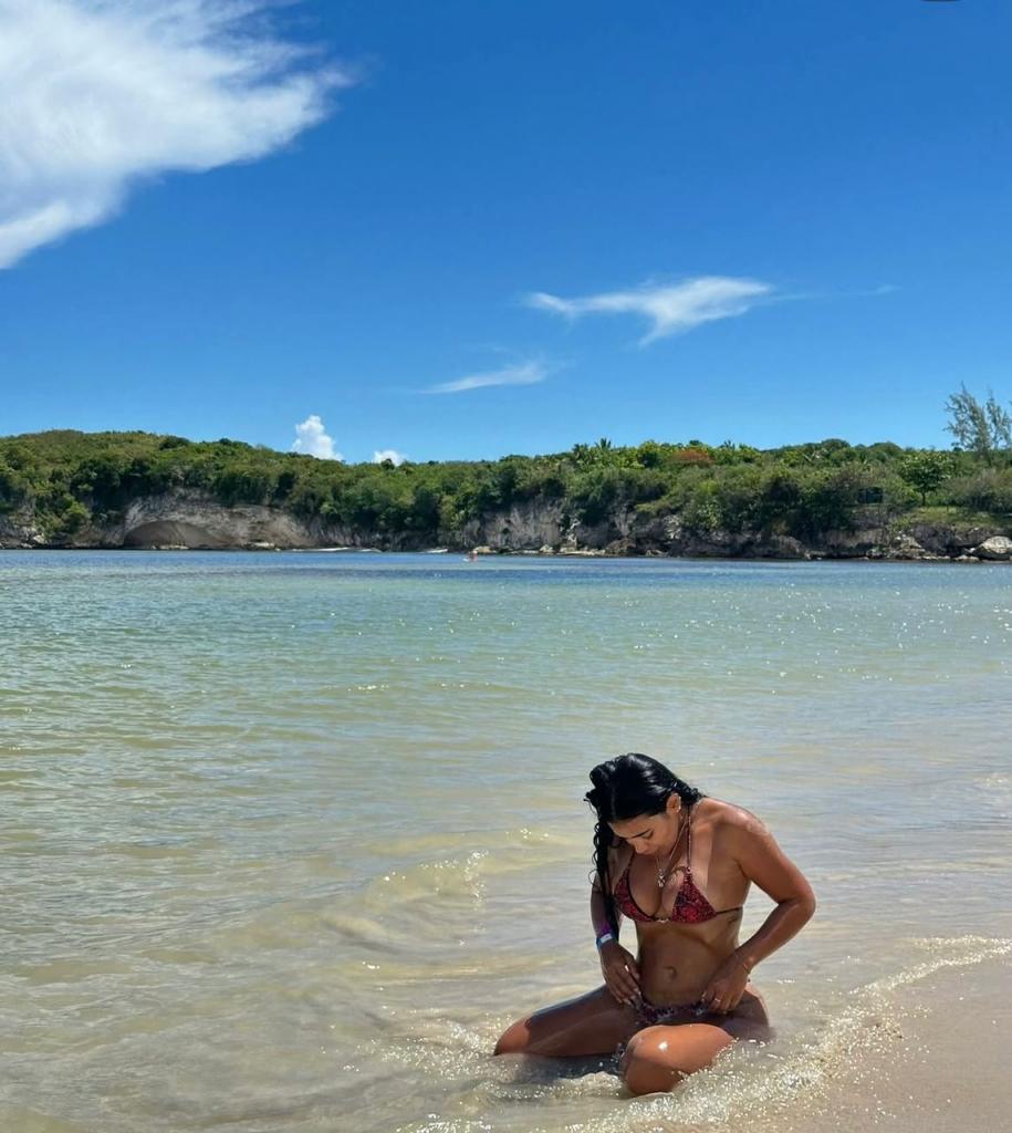 611256376: Chica busca chico en Barcelona