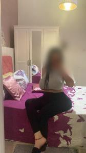 604312546: Chica busca chico en Sevilla