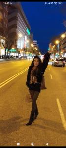 617746381: Chica busca chico en Madrid