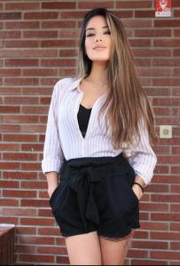 617746381: Chica busca chico en Madrid