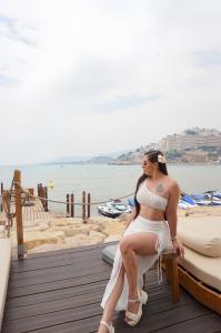 689954526: Chica busca chico en Alicante
