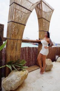 641354177: Chica busca chico en Alicante