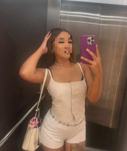 632897630: Chica busca chico en Madrid