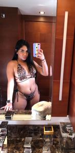 Chica busca chico en Málaga: Chica busca chico