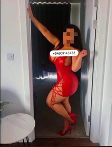 607145488: Chica busca chico en Alicante