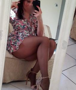 634115678: Chica busca chico en Sevilla