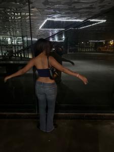 614312931: Chica busca chico en Barcelona