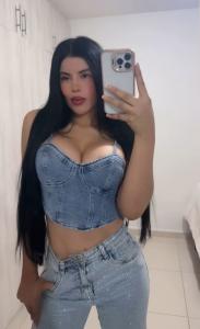613786068: Chica busca chico en Alicante