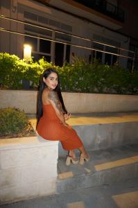 Chica busca chico en Valencia: Chica busca chico