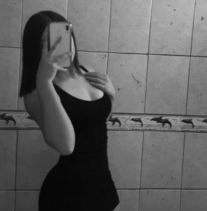 613801984: Chica busca chico en Mallorca
