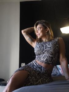 672640880: Chica busca chico en Málaga
