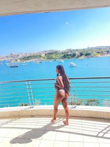675420790: Chica busca chico en Almería