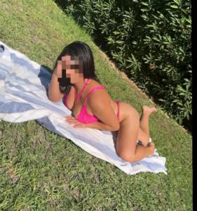 Chica busca chico en Málaga: Chica busca chico