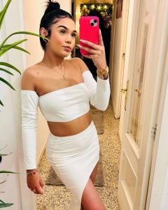 611296945: Chica busca chico en Mallorca