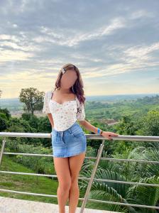 666338949: Chica busca chico en Valencia