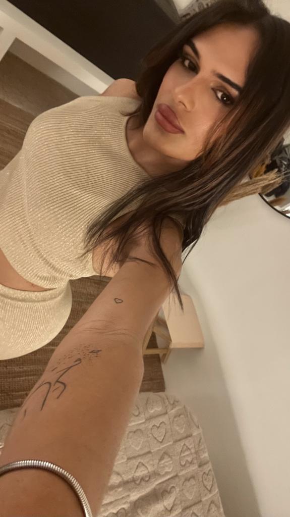 645984314: Travesti en Castellón