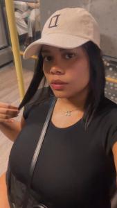 643852304: Chica busca chico en Almería