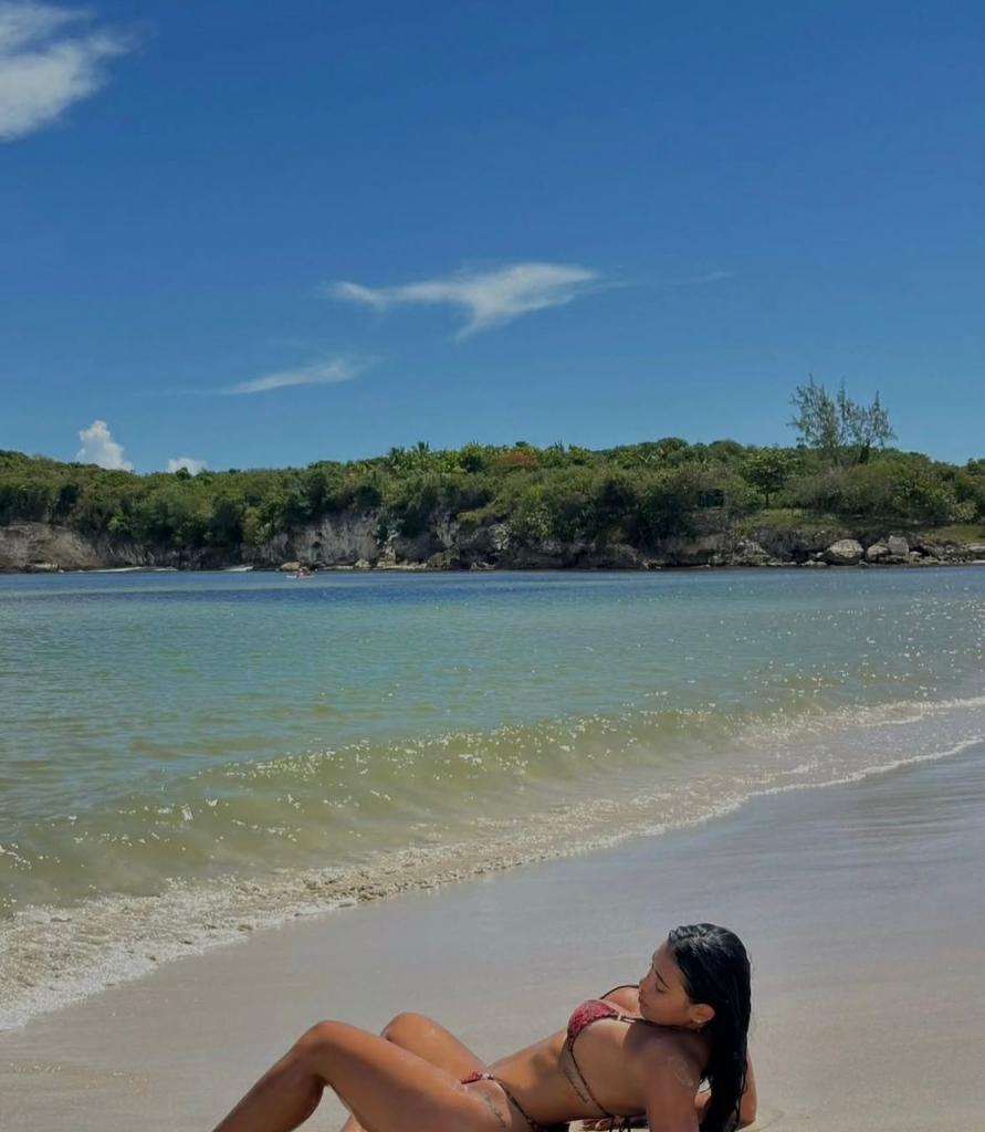 611256376: Chica busca chico en Barcelona