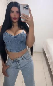 613786068: Chica busca chico en Alicante