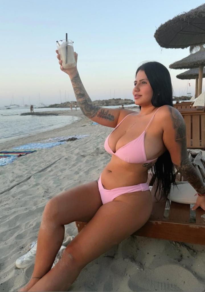 Chica busca chico en Formentera: 