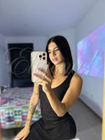 639549262: Chica busca chico en Barcelona