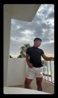 677655738: Chico busca chica en Cádiz