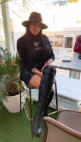641906164: Chica busca chico en Madrid