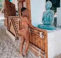 658549083: Chica busca chico en Alicante
