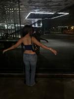 614312931: Chica busca chico en Barcelona