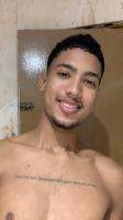 613967970: Chico busca chica en Málaga