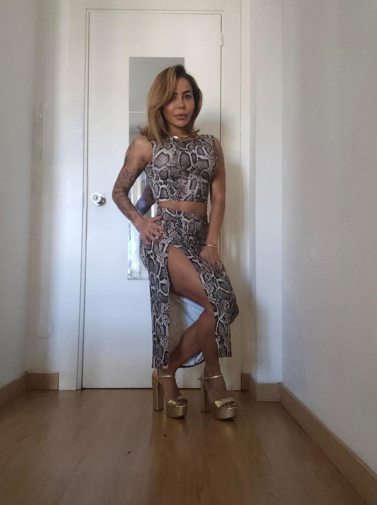 672640880: Chica busca chico en Málaga