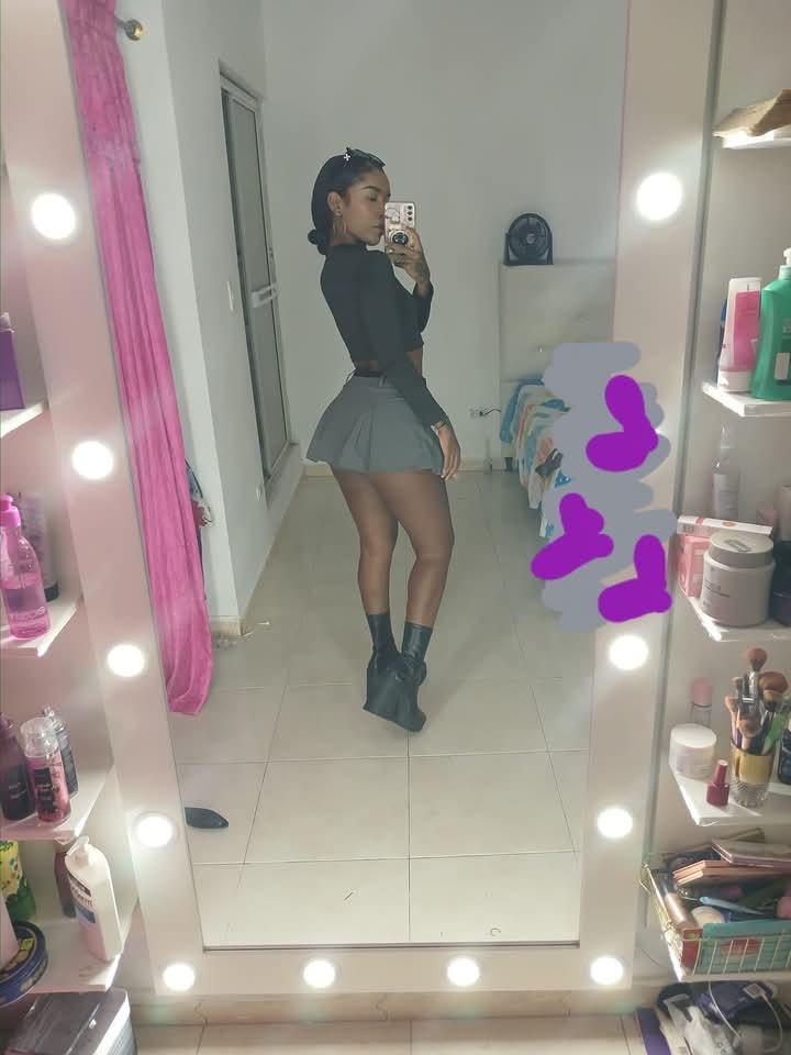 675420790: Chica busca chico en Almería