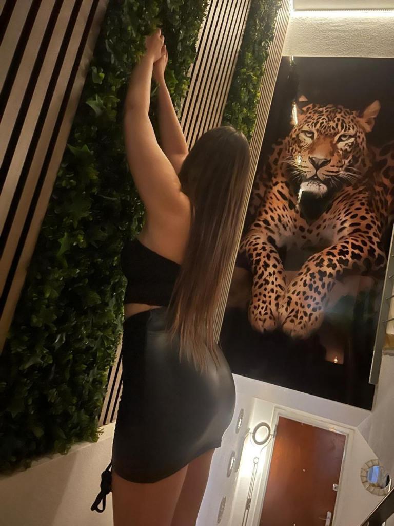 Chica busca chico en Toledo: Chica busca chico
