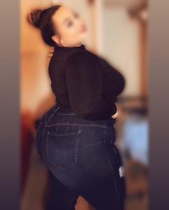 614107305: Chica busca chico en Cantabria