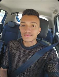 Chico busca chica en Pontevedra: 