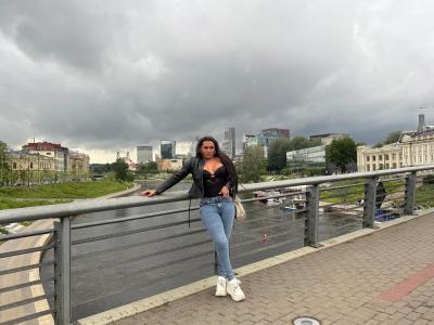 664777801: Travesti en Barcelona