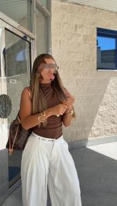 613499498: Chica busca chico en León
