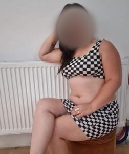 612407684: Chica busca chico en Pontevedra