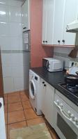 614398158: Chica busca chico en Madrid