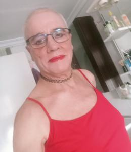 Chico busca chica en Sevilla: 
