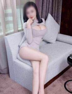 674644577: Chica busca chico en Mallorca