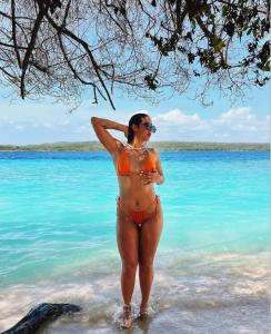 607412639: Chica busca chico en Sevilla