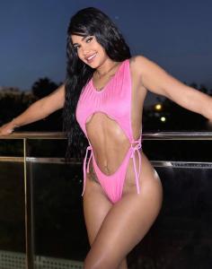 Chica busca chico en Ibiza: Chica busca chico
