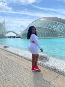609085407: Chica busca chico en Valencia